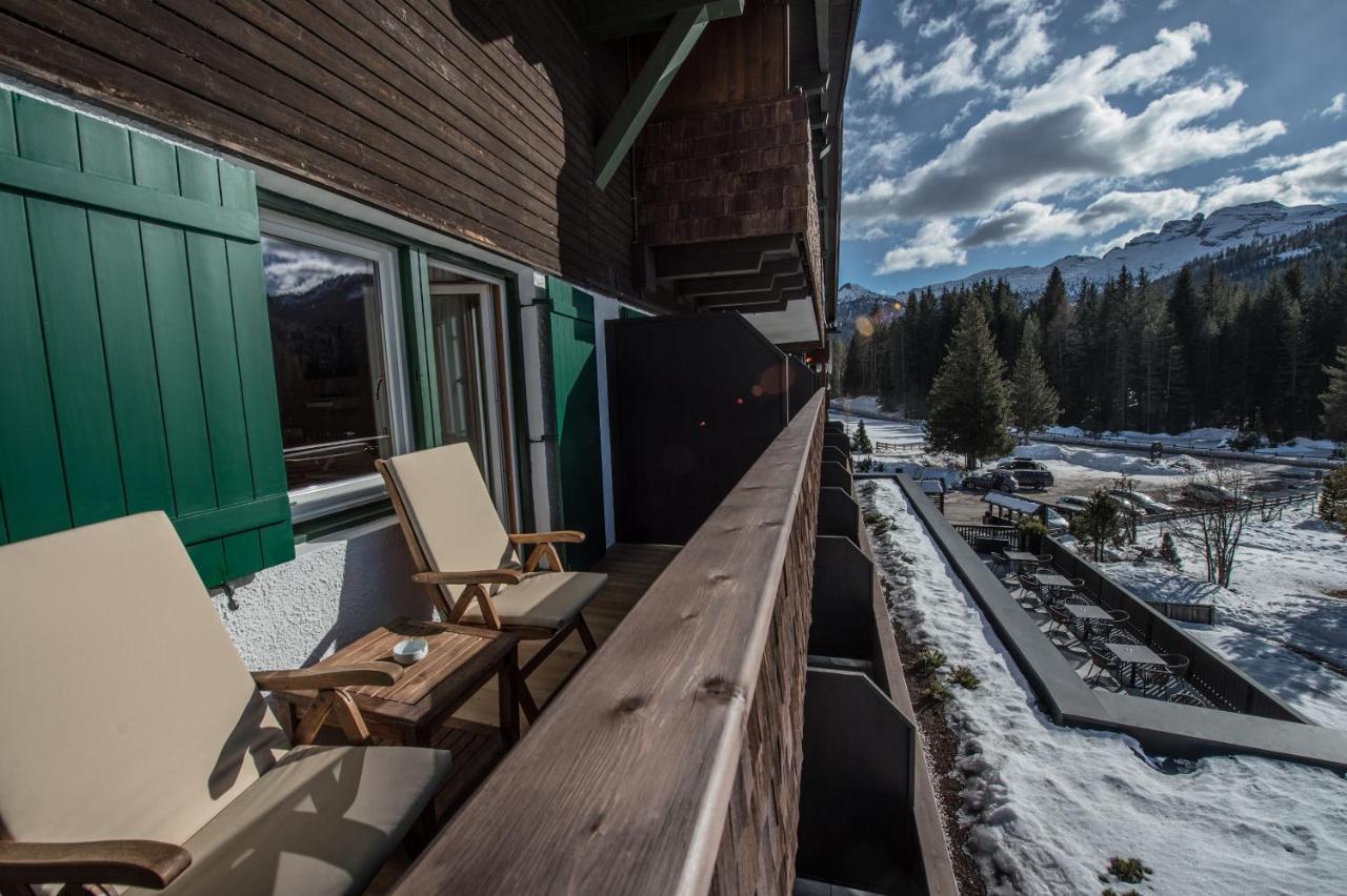 Hotel Ciasa Salares San Cassiano  Dış mekan fotoğraf