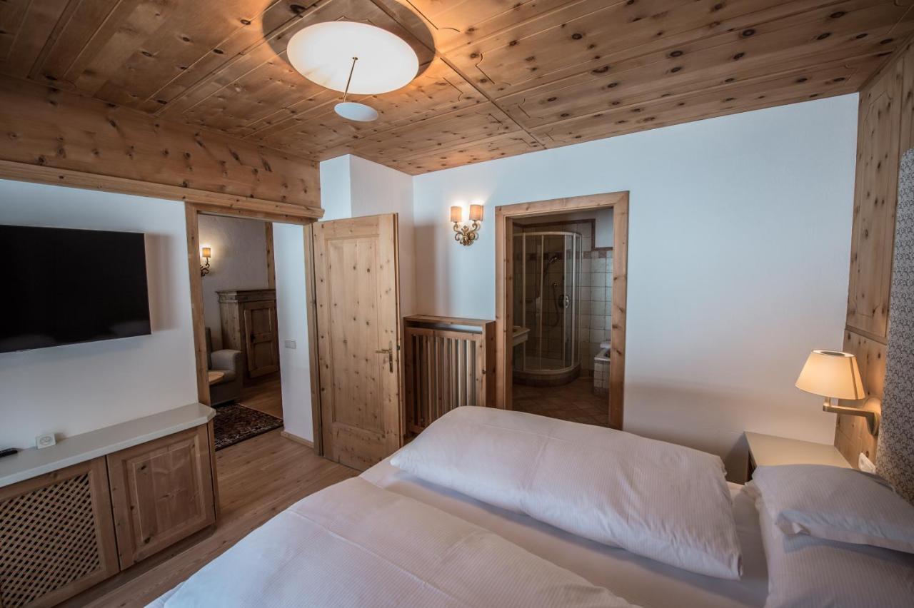 Hotel Ciasa Salares San Cassiano  Dış mekan fotoğraf
