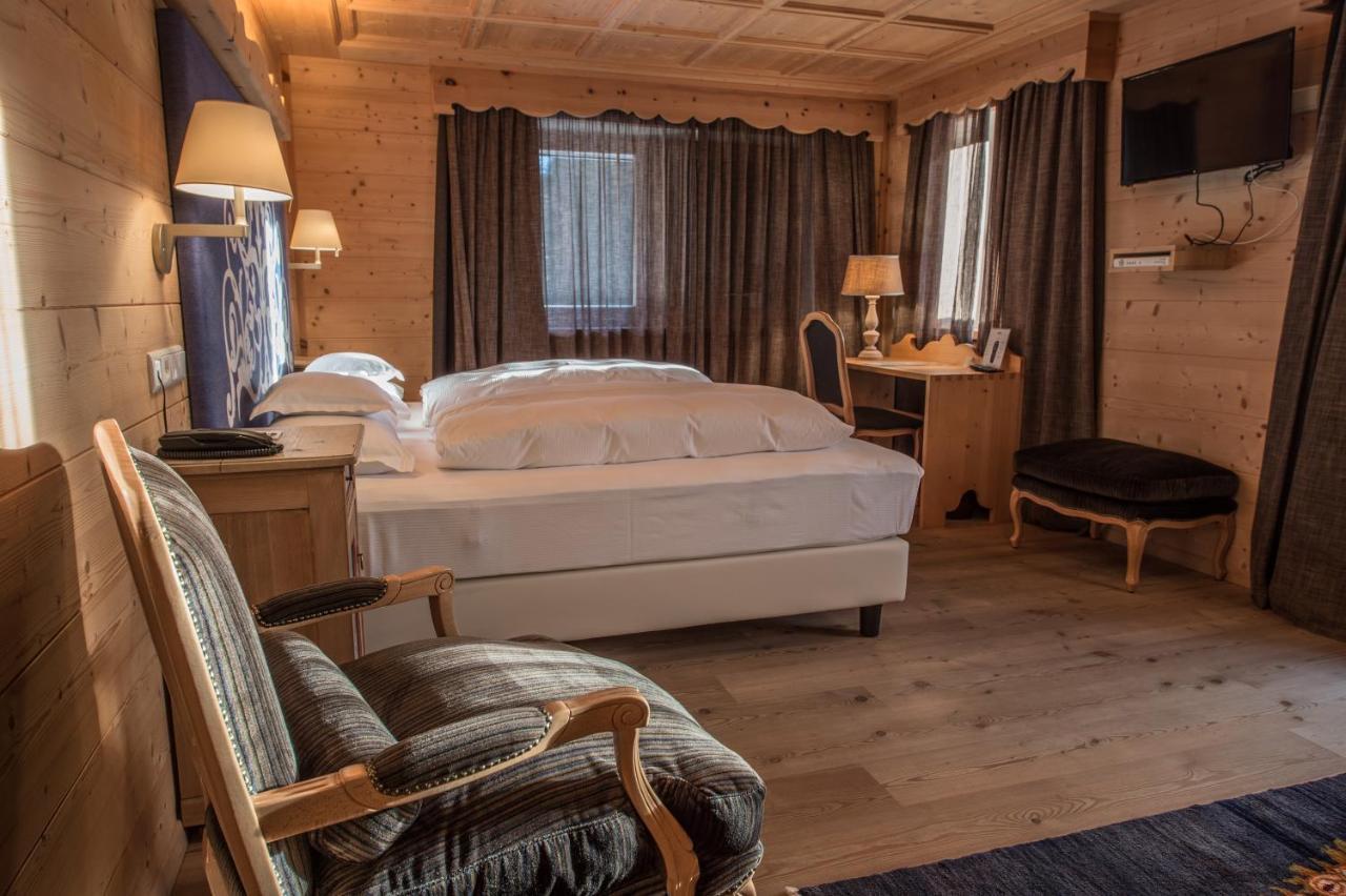 Hotel Ciasa Salares San Cassiano  Dış mekan fotoğraf