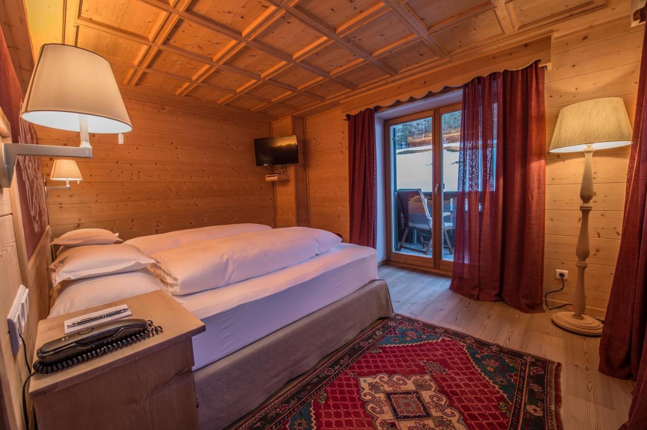 Hotel Ciasa Salares San Cassiano  Dış mekan fotoğraf